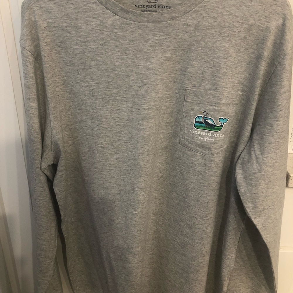 Vineyard Vines long sleeve tee M New